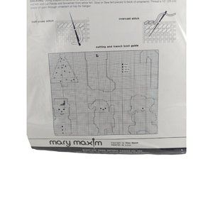 Mary Maxim Needlepoint Kit 6 Plastic Canvas Ornaments # 27001 (New)